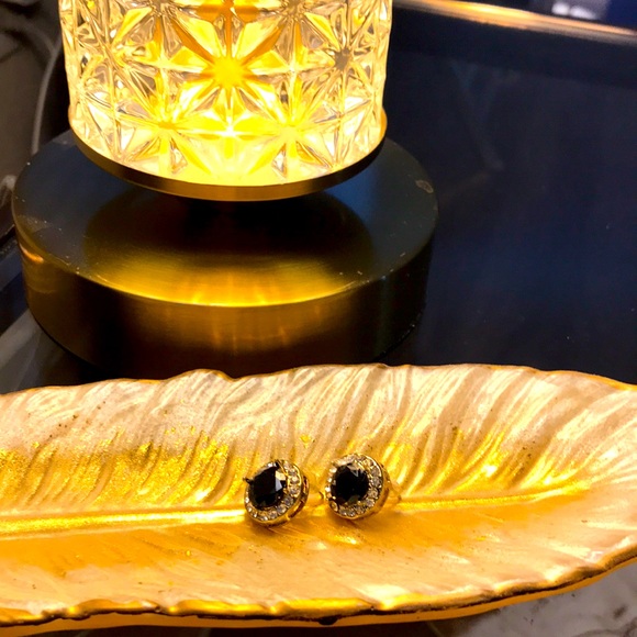 BLACK ONYX EARRINGS - Picture 1 of 6